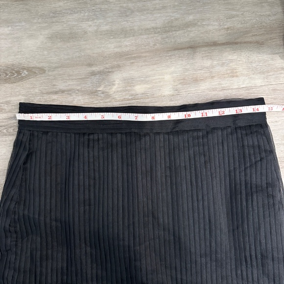 Isabel Marant Silk Blend Ruffle Mini Skirt, Size 38 - Picture 6 of 7